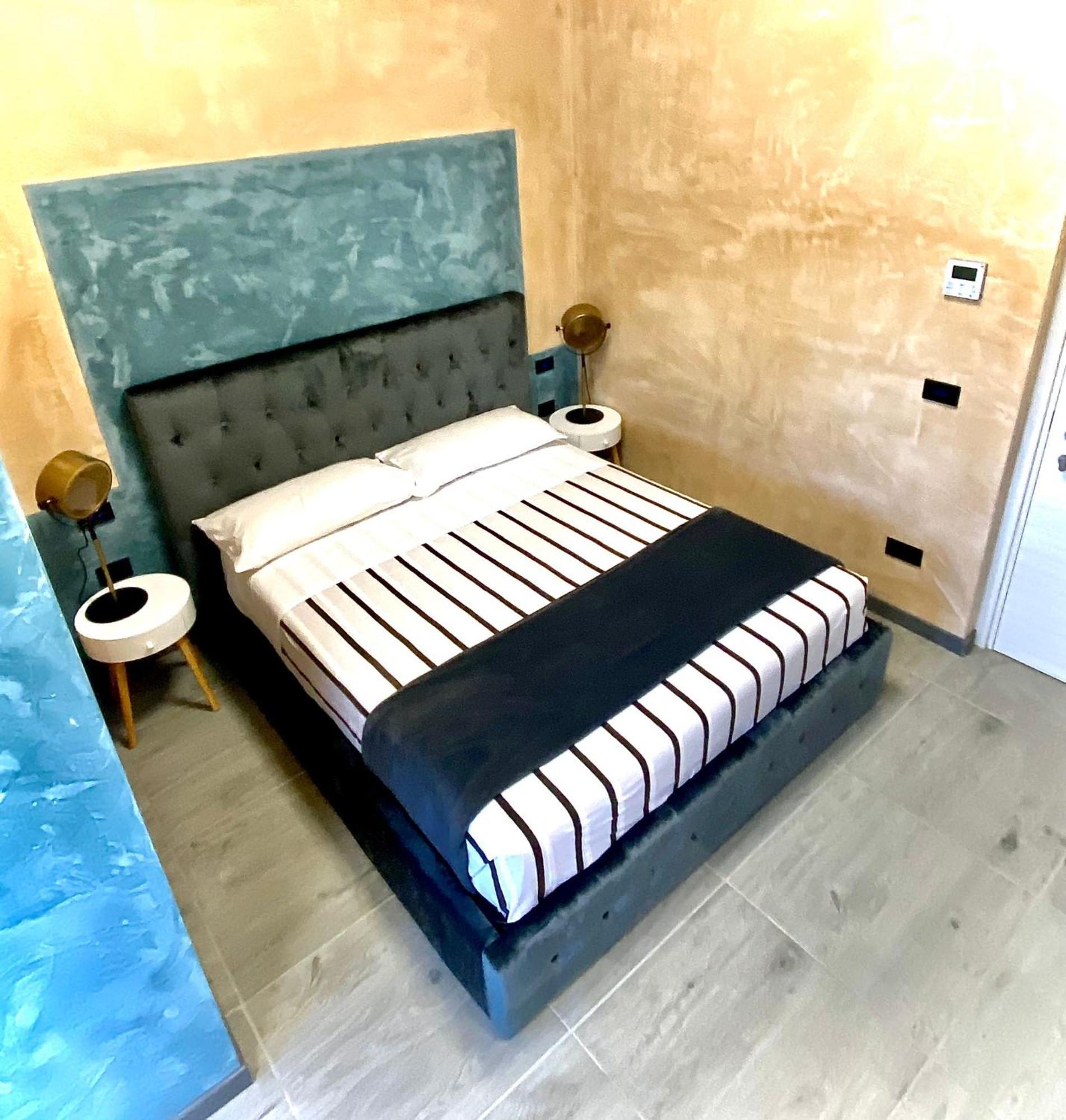 Hotel Tech Брембате Экстерьер фото